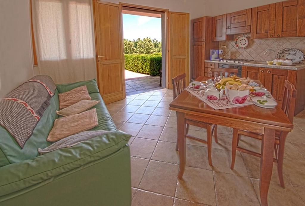 Agriturismo Sa Suerera Олмедо Екстериор снимка