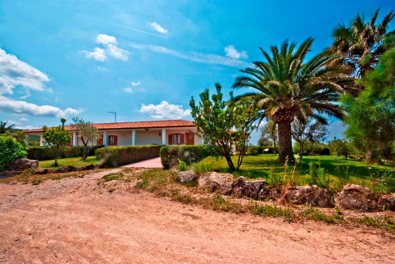 Agriturismo Sa Suerera Олмедо Екстериор снимка