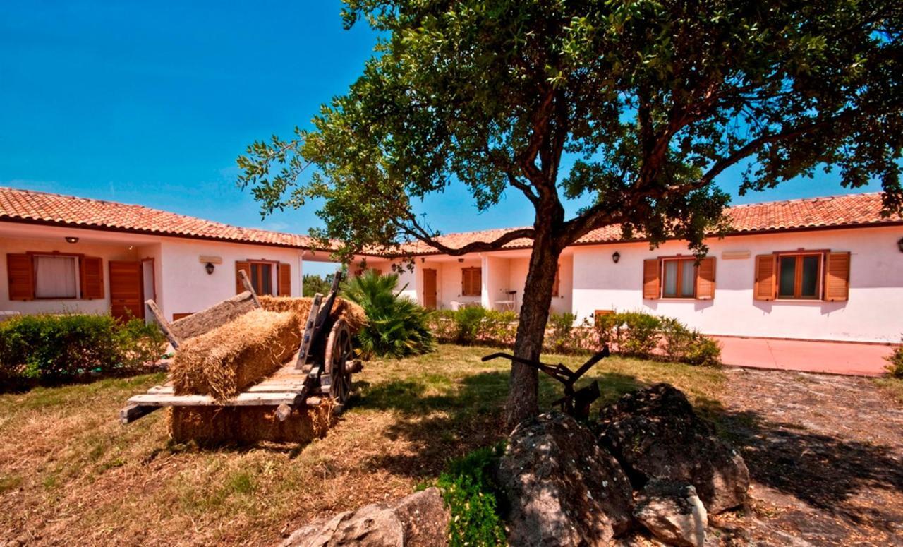 Agriturismo Sa Suerera Олмедо Екстериор снимка